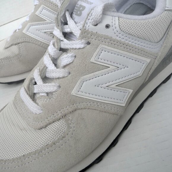 NEW BALANCE 574 SNEAKERS SIZE 8 WIDE - Picture 7 of 9